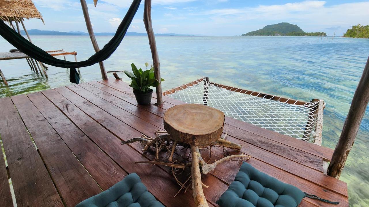 Mansuar Raja Ampat Bungalows Kri Bagian luar foto