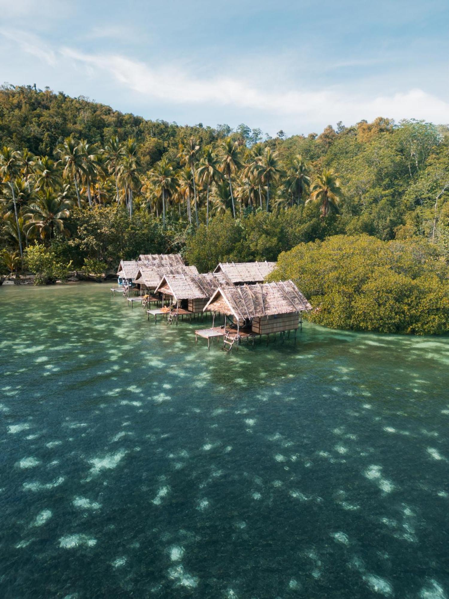 Mansuar Raja Ampat Bungalows Kri Bagian luar foto