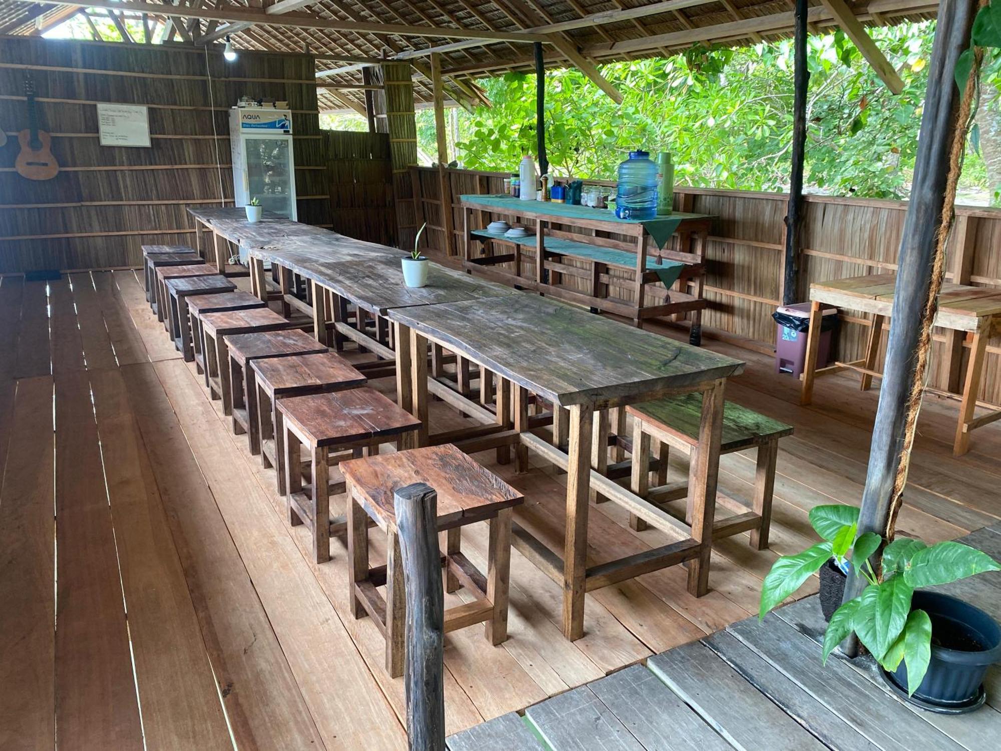 Mansuar Raja Ampat Bungalows Kri Bagian luar foto